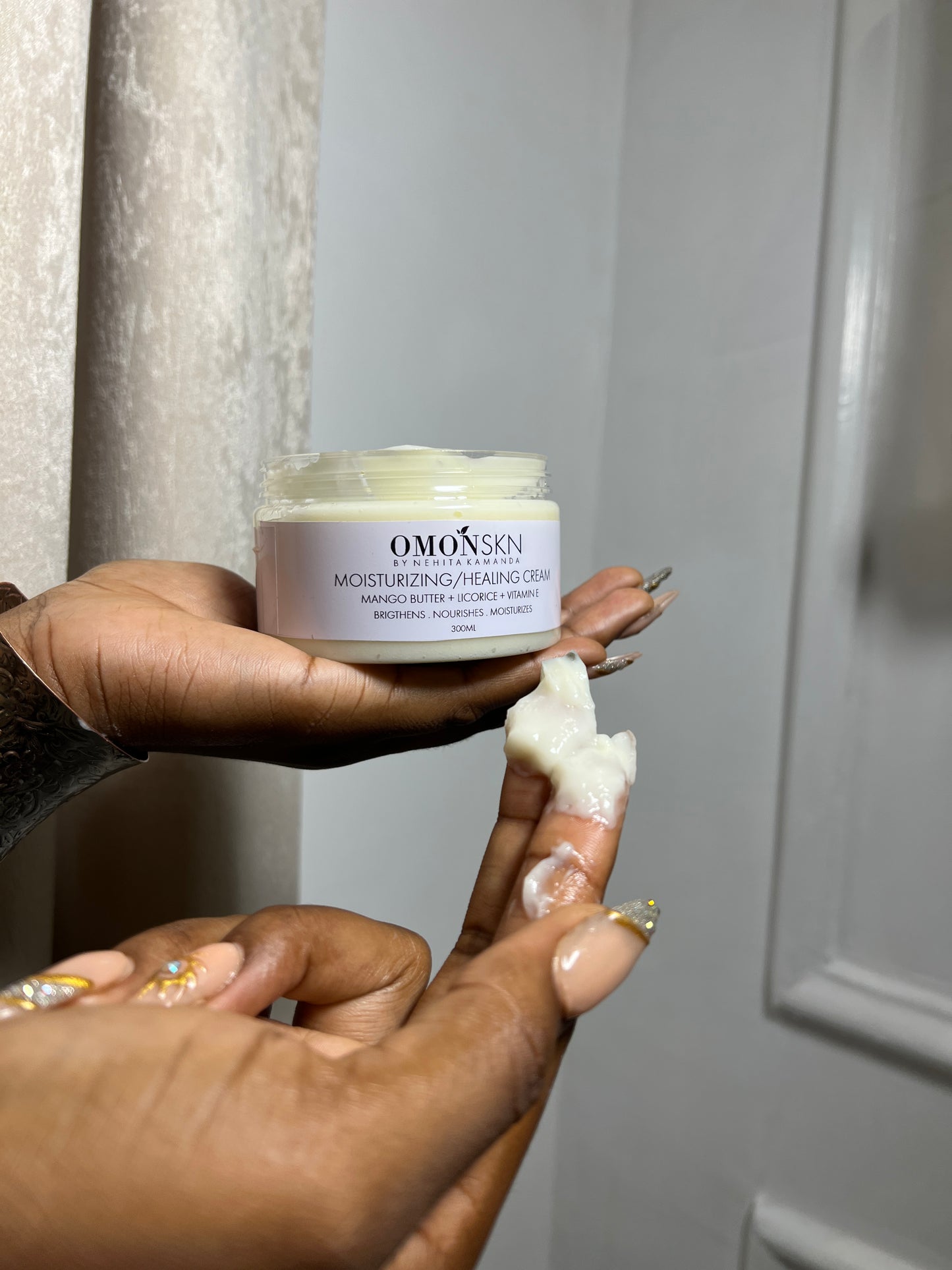 Moisturizing Healing Cream